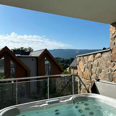 Kras Premium Rubin 112f Z Prywatnym Jacuzzi Szklarska Poreba